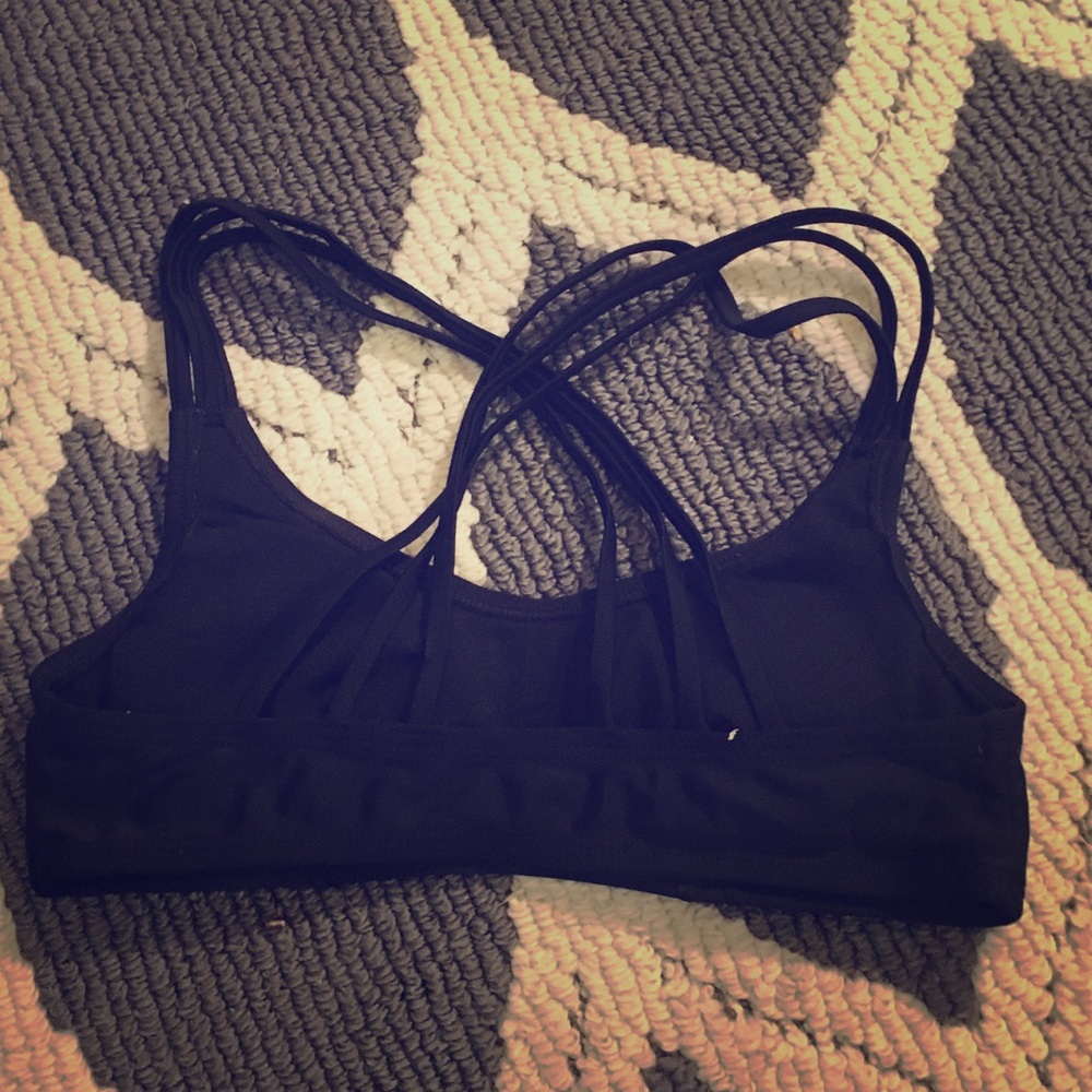 Black bikini top/sports bra